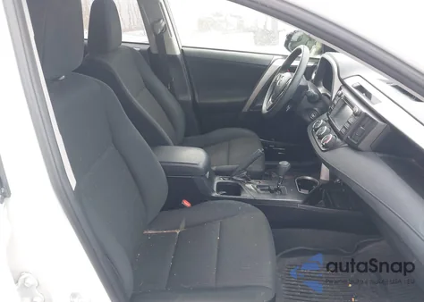 2017 Toyota Rav4 Le z USA, uszkodzony, nr VIN JTMBFREV3HJ167104